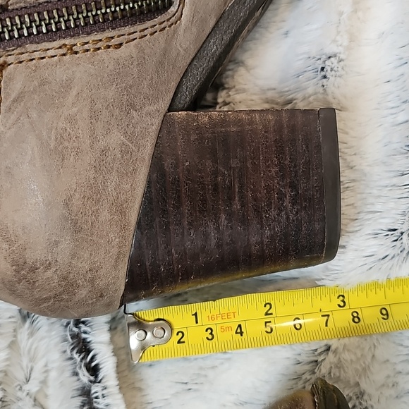 Born Boots - Picture 3 of 10